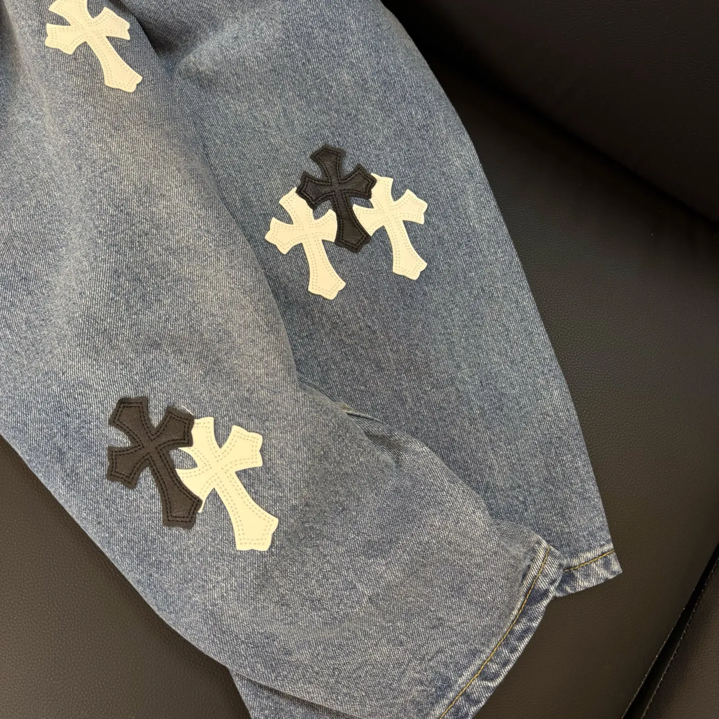 P280 Style number: D411 Chrome Hearts New York limited Sanskrit cross jeans Size# 28 30 32 34